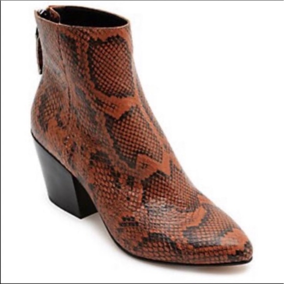 NIB Dolce Vita Coltyn Caramel Snake Print Leather Back Zip Booties Ankle Boots 6 - Picture 4 of 10